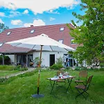 Neu! Ulenhuus Mecklenburgische Schweiz - Familienurlaube Bis Zu 12 Personen Appartement *