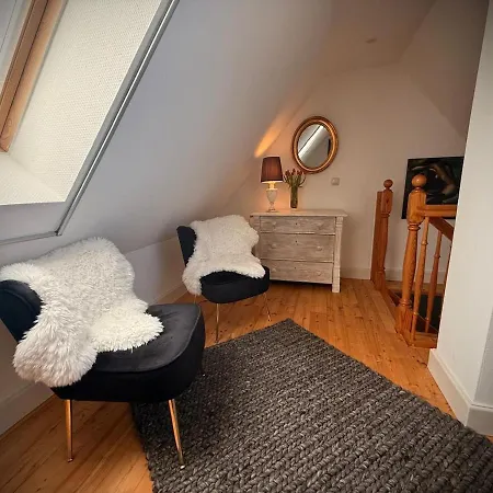 Appartement Ulenhuus Mecklenburgische Schweiz - Ostseenaehe Familienurlaube Bis Zu 12 Personen Kuhs