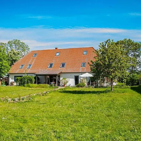 Neu! Ulenhuus Mecklenburgische Schweiz - Familienurlaube Bis Zu 12 Personen Appartement Kuhs