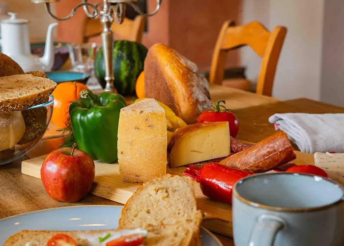 Апартаменты Neu! Ulenhuus Mecklenburgische Schweiz - Familienurlaube Bis Zu 12 Personen Kuhs